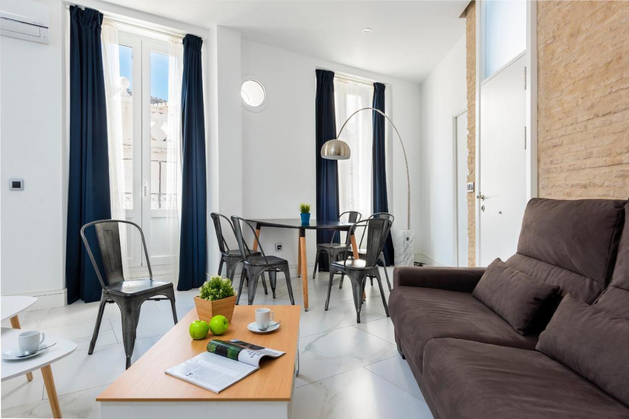 Alohamundi Adriano Apartment Seville Exterior photo