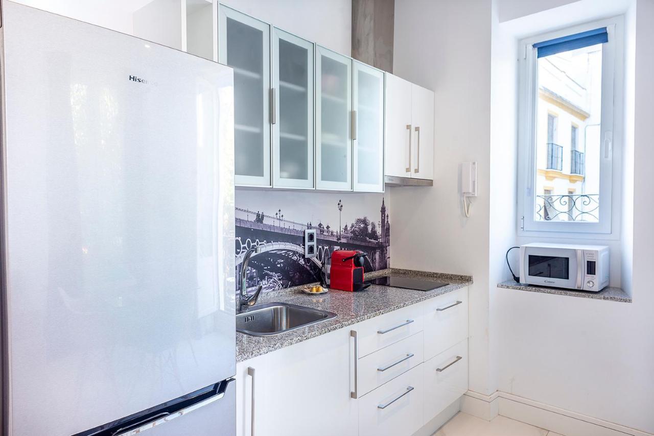 Alohamundi Adriano Apartment Seville Exterior photo